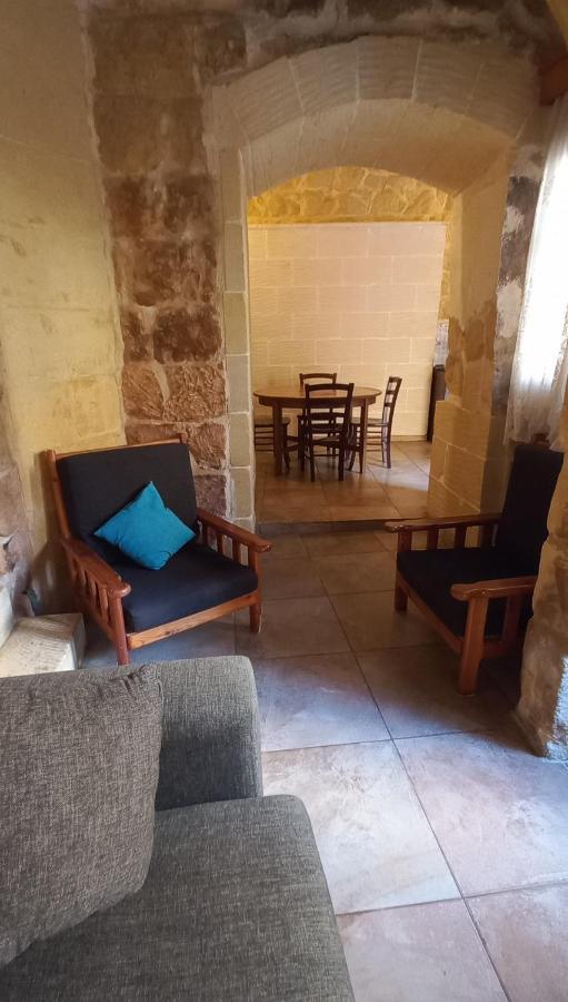Ta Lucia Farmhouse With Private Pool And Bbq Villa Santa Luċija Екстериор снимка